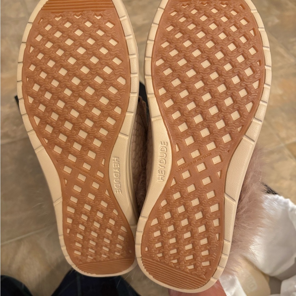 Hey Dude Faux Fur Trimmed Loafers in Tan and Gold - Picture 3 of 8